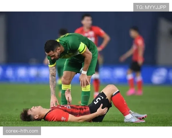 恰尔汗奥卢最佳位置分析及其对球队整体表现的影响 恰尔汗奥卢最佳位置分析及其对球队整体表现的影响